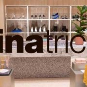Bilden visar en butiksinredning från Gina Tricot